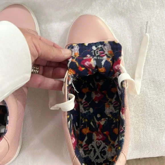 Christian Lacroix women sneakers - Picture 7 of 9